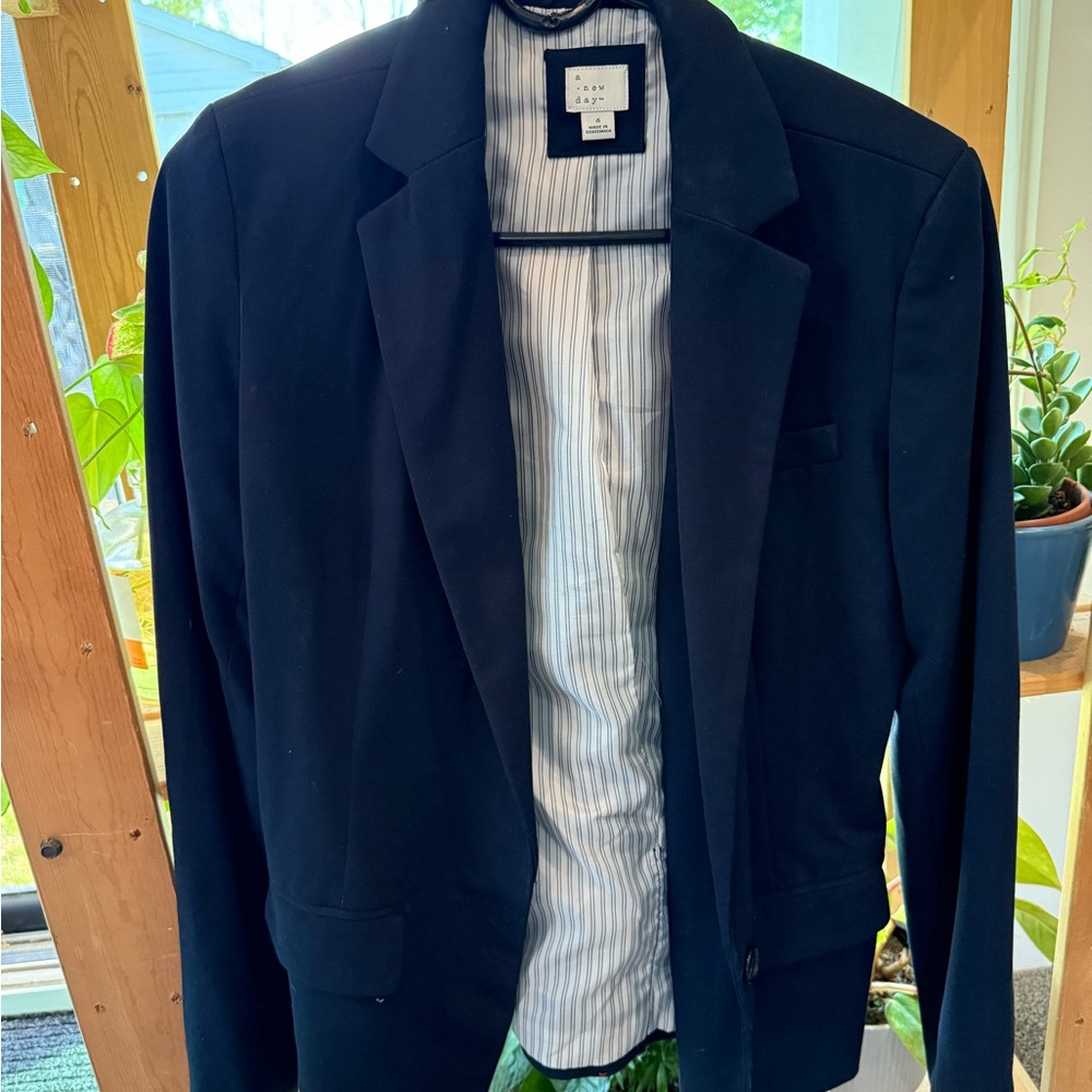Women’s Navy Blue Blazer